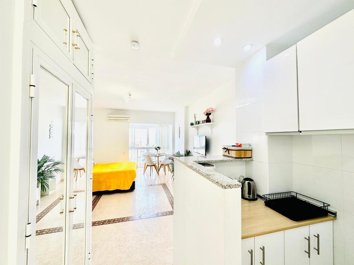 Iris Vistas Sea & Sun Benalmadena Apartment Exterior photo